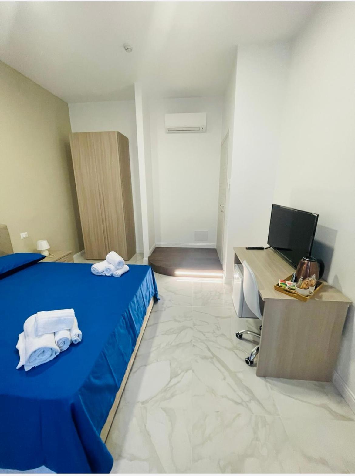 Nerisa Home Неаполь Экстерьер фото