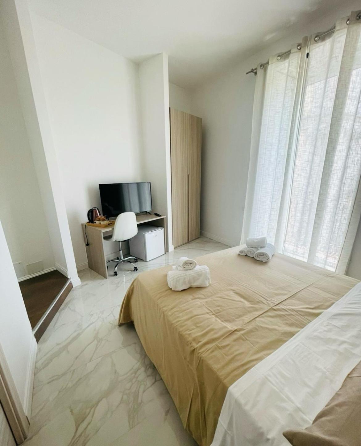 Nerisa Home Неаполь Экстерьер фото