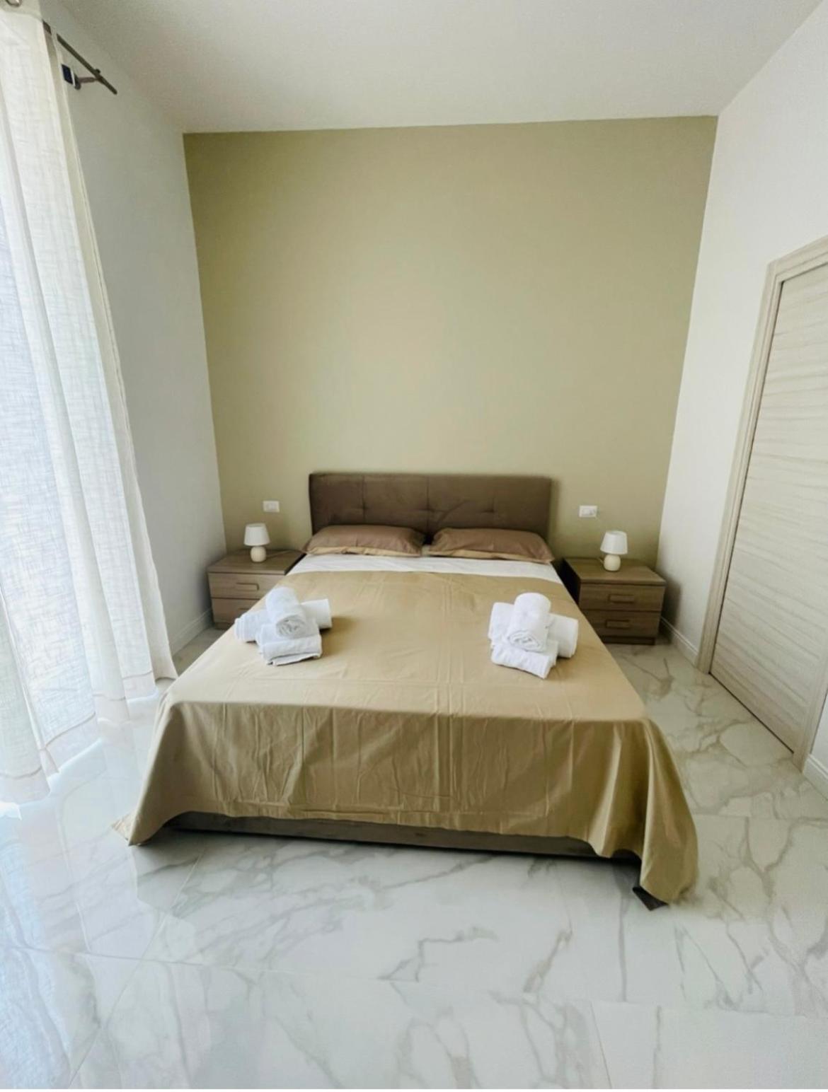 Nerisa Home Неаполь Экстерьер фото