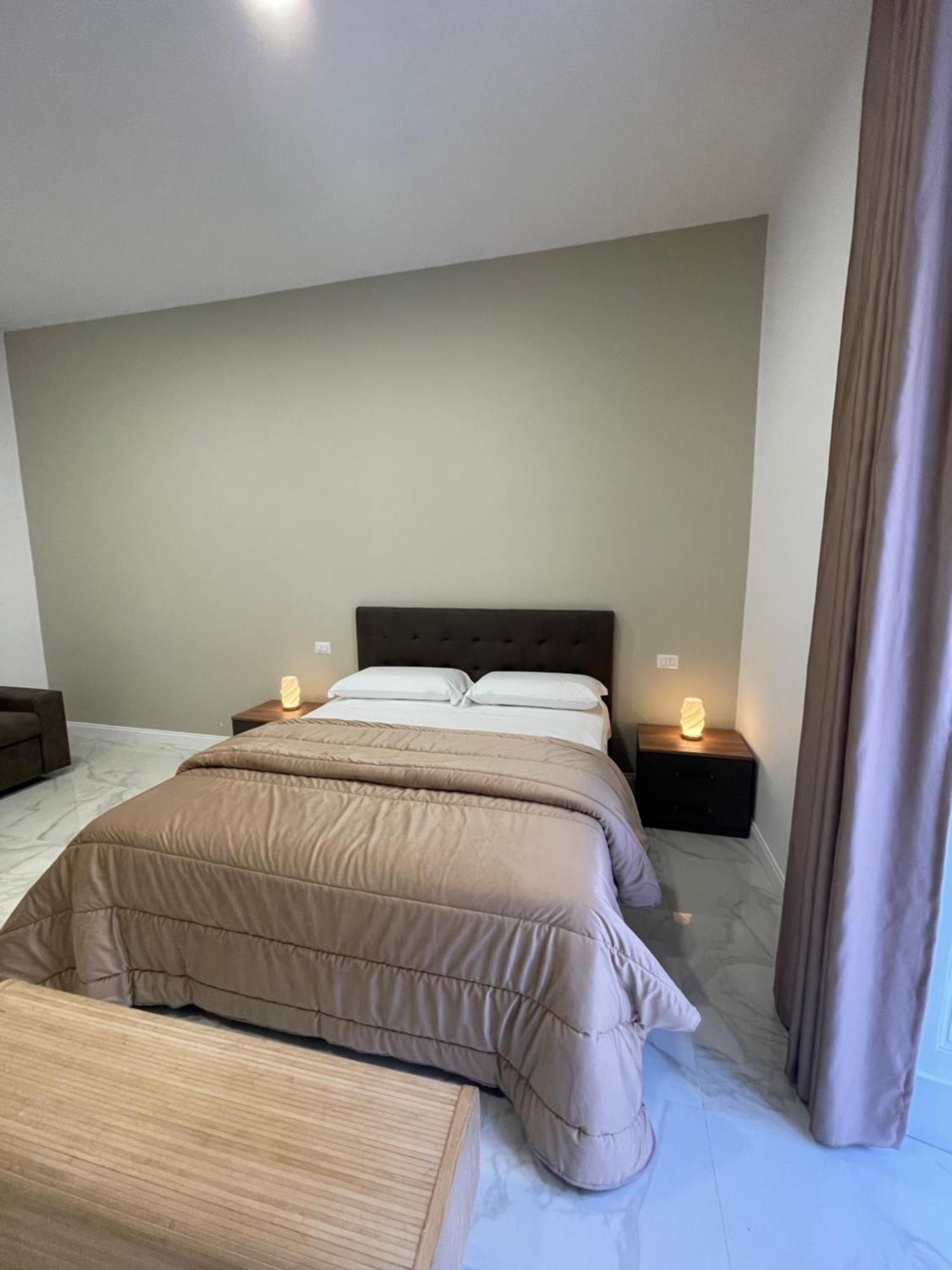 Nerisa Home Неаполь Экстерьер фото